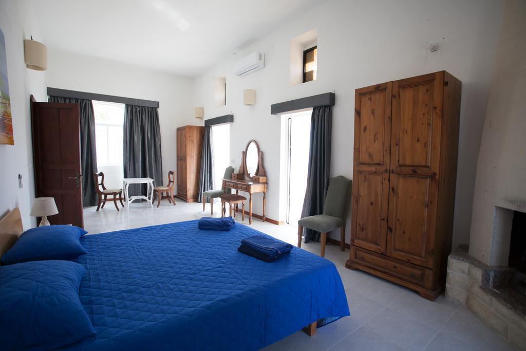 Villa Bernardette ซากฮรา ภายนอก รูปภาพ